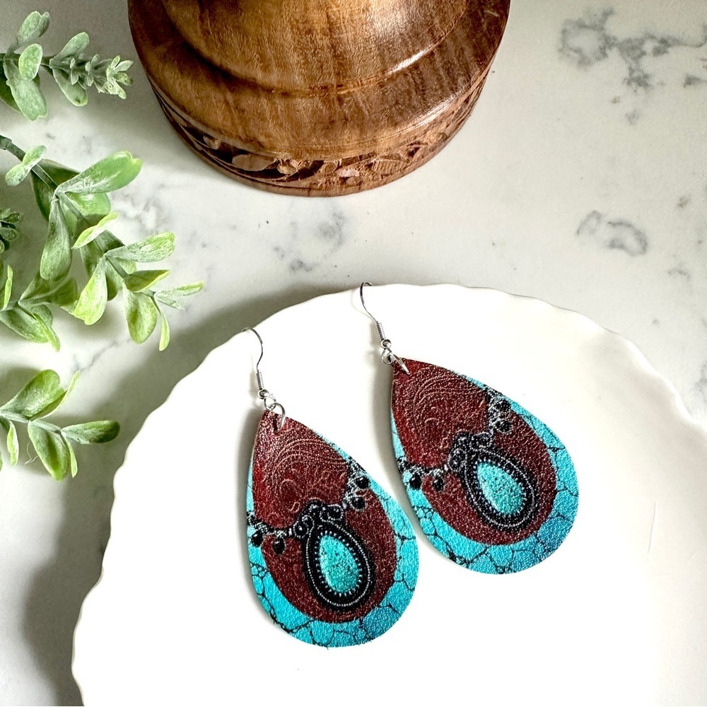Vtg Style Turquoise Western 2D Flat Earrings Printed Teardrop Lightweight NEW